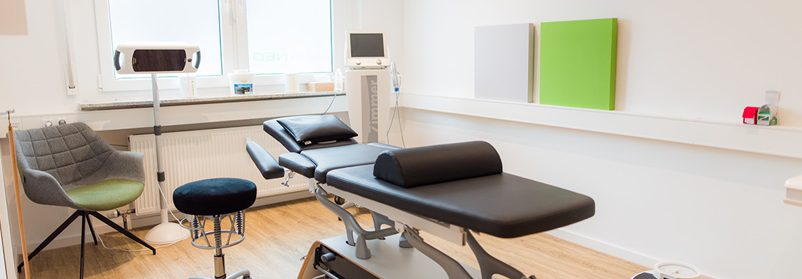 Ein Einblick in die Räumlichkeiten Ihrer privaten Praxis für Physiotherapie und Training in Bad Homburg: HUMANEO.